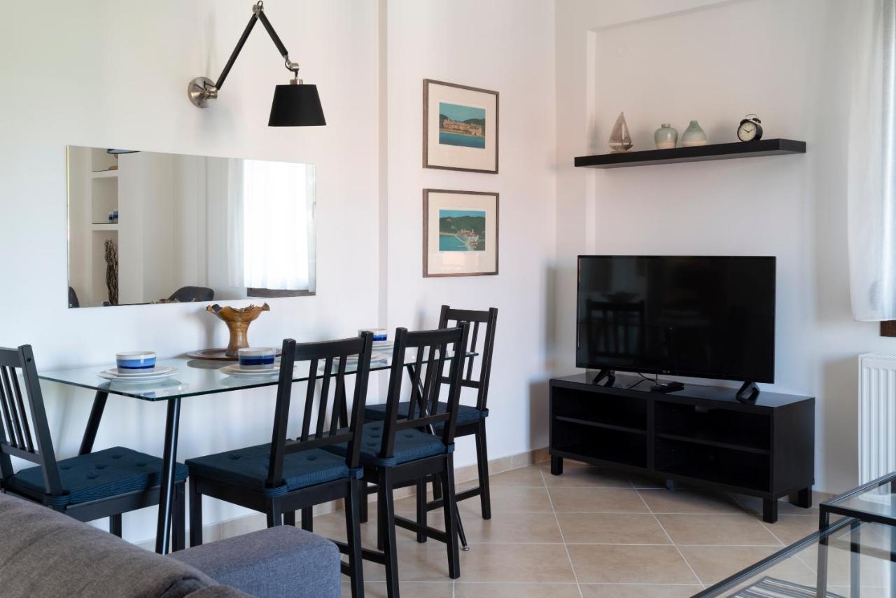Alexandros Maisonettes & Apartments เนอามูดาเนีย ภายนอก รูปภาพ