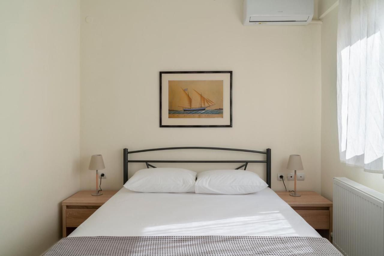 Alexandros Maisonettes & Apartments เนอามูดาเนีย ภายนอก รูปภาพ